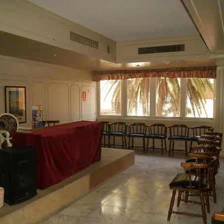 Ξενοδοχείο Hc Magec 4*