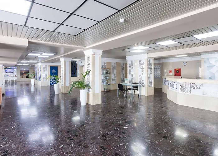 Hotel Hc Magec