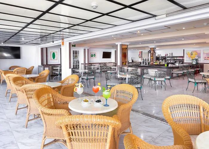 Hc Magec Hotel